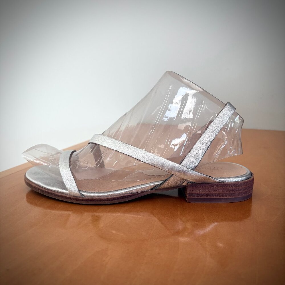 Madewell Silver Heidi Asymmetrical Slingback Flat Sandals 6.5M - Picture 8 of 14